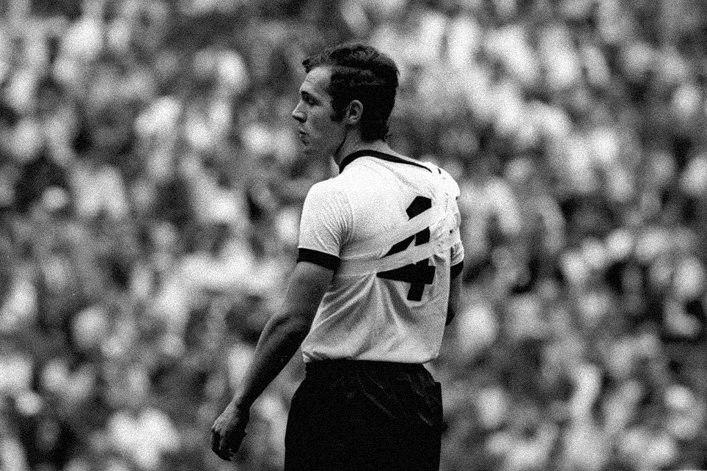 1970 - semifinal: Beckenbauer contra a Itália